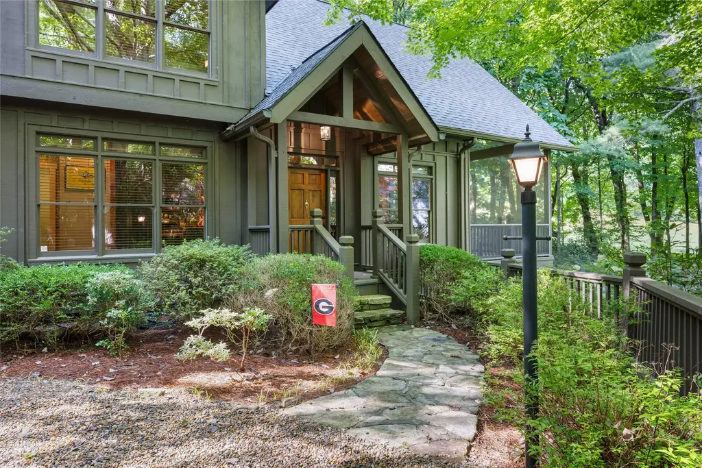 575 Seminole Way, Lake Toxaway