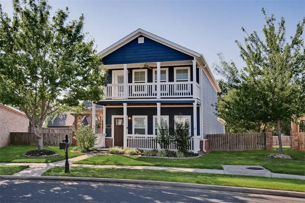 675 N Longfellow Lane, Fayetteville