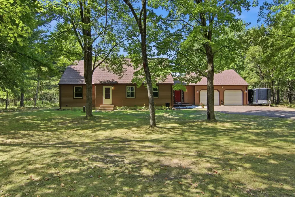 18931 72nd Avenue, Chippewa Falls