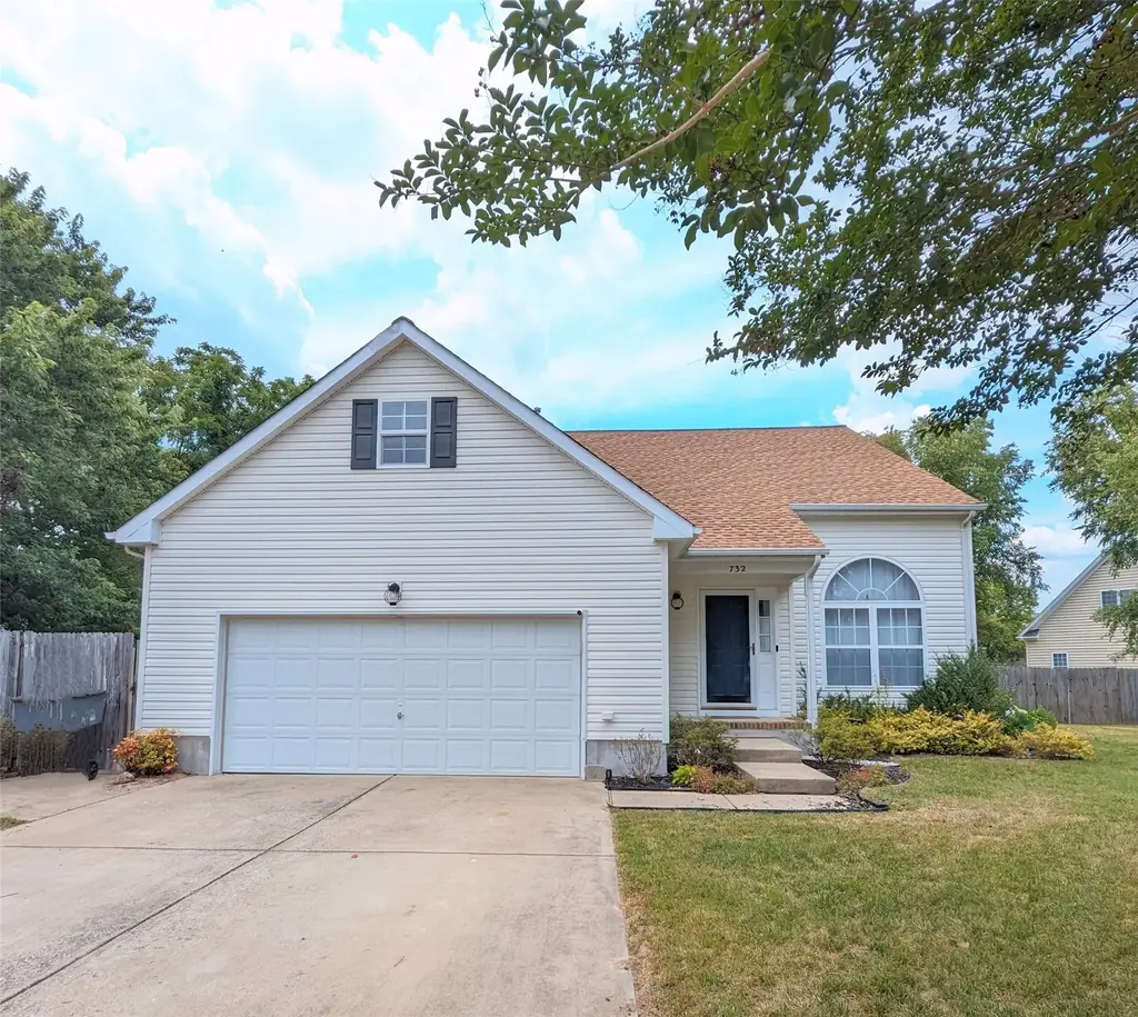 732 W Andrews Crossing, Smithfield