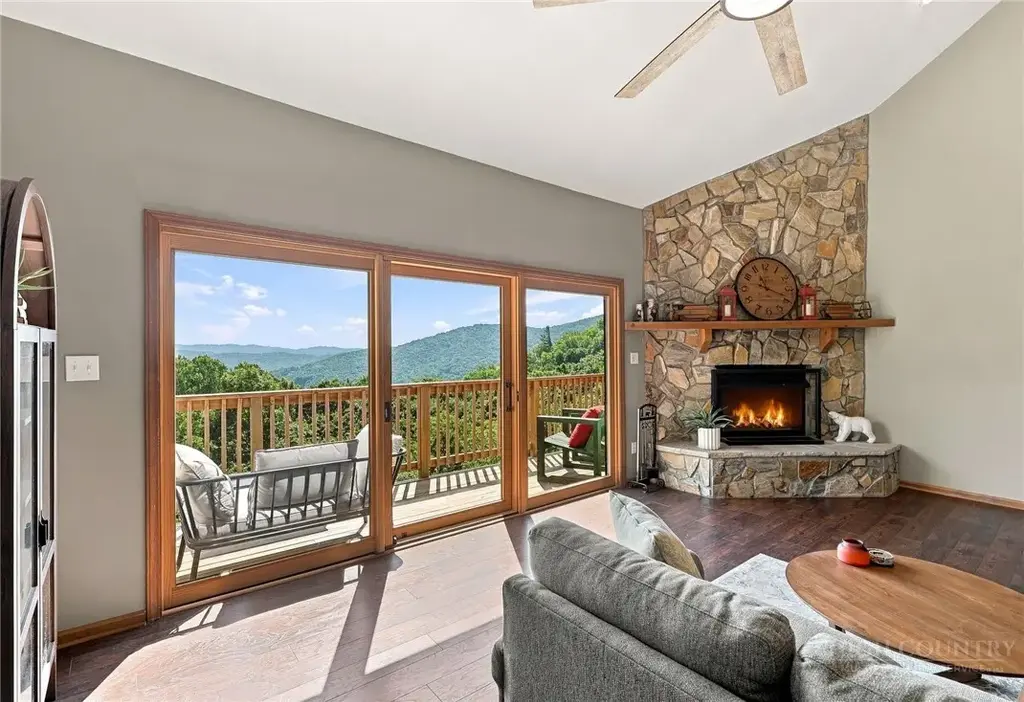 180 Hanging Rock Villas Drive # 521, Seven Devils