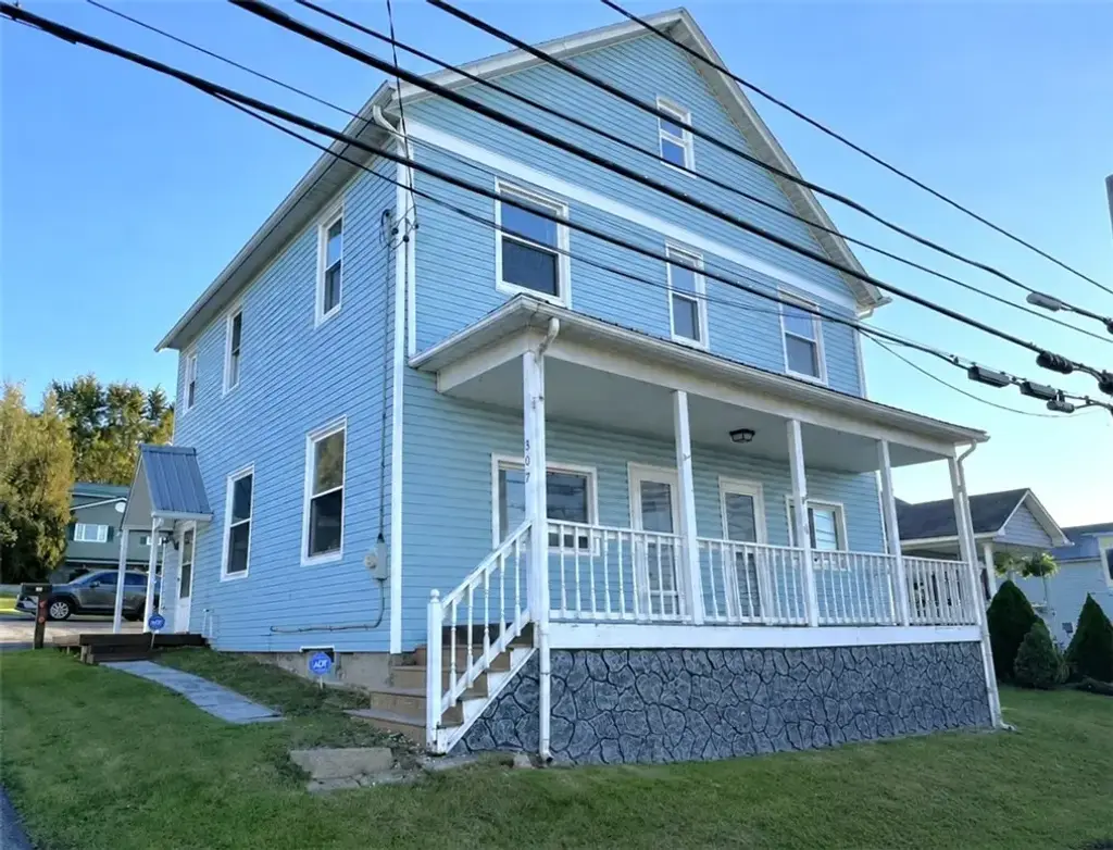 307 Lambert Street, Central City Boro