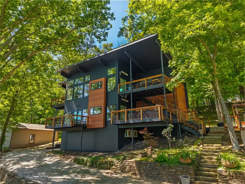 13501 Arrow Lane, Garfield