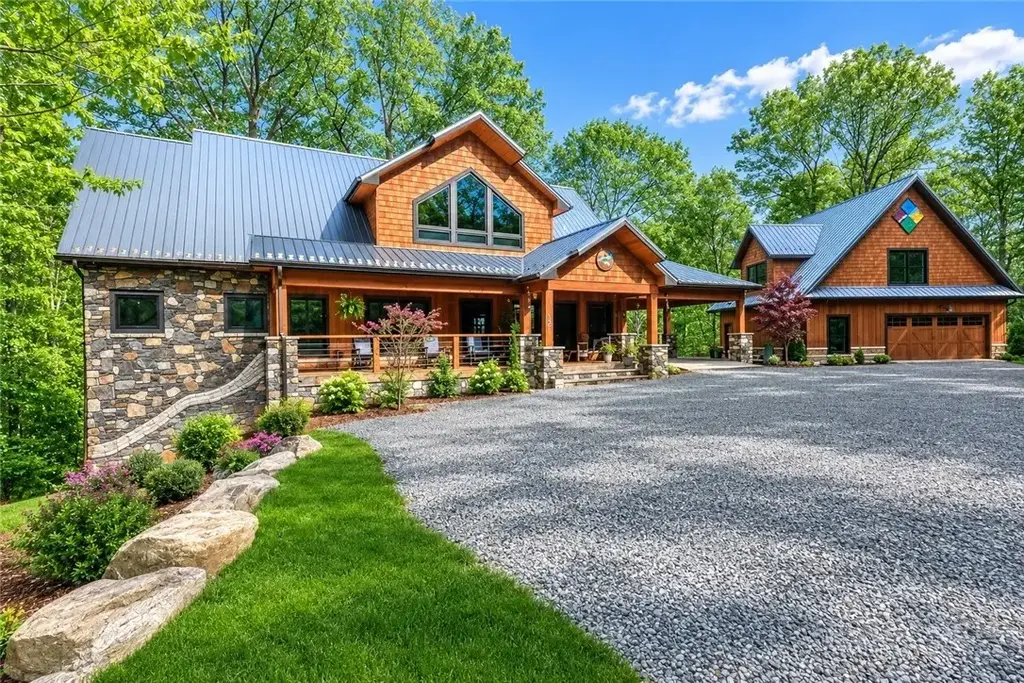 597 Auborn Trivette Road, Sugar Grove