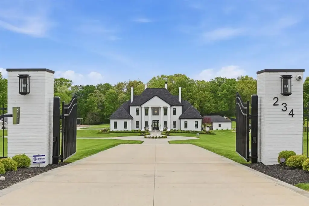234 Reibold Road, Forward