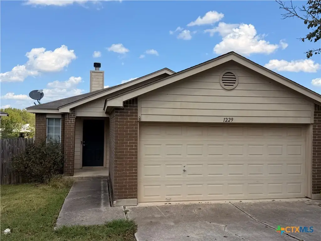 1229 Hilltop Drive, San Marcos