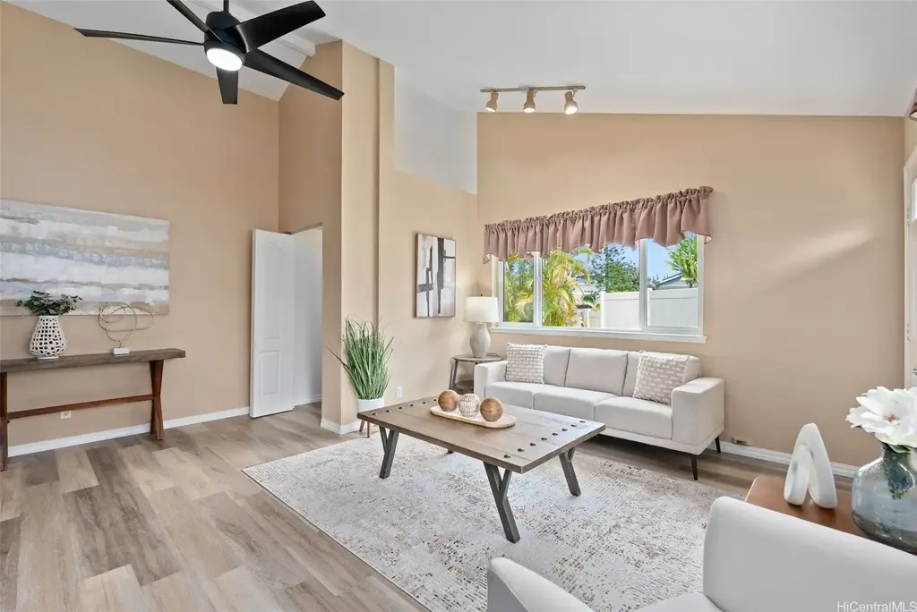 95-205 Paehia Place, Mililani