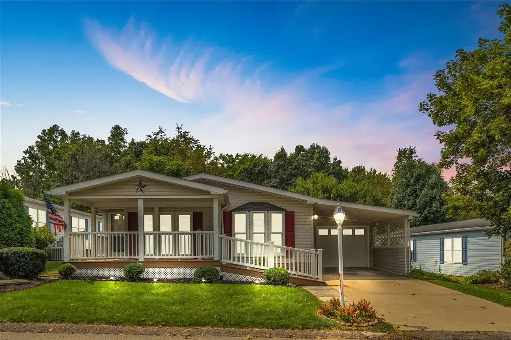 253 Rock Lake Drive , Jackson
