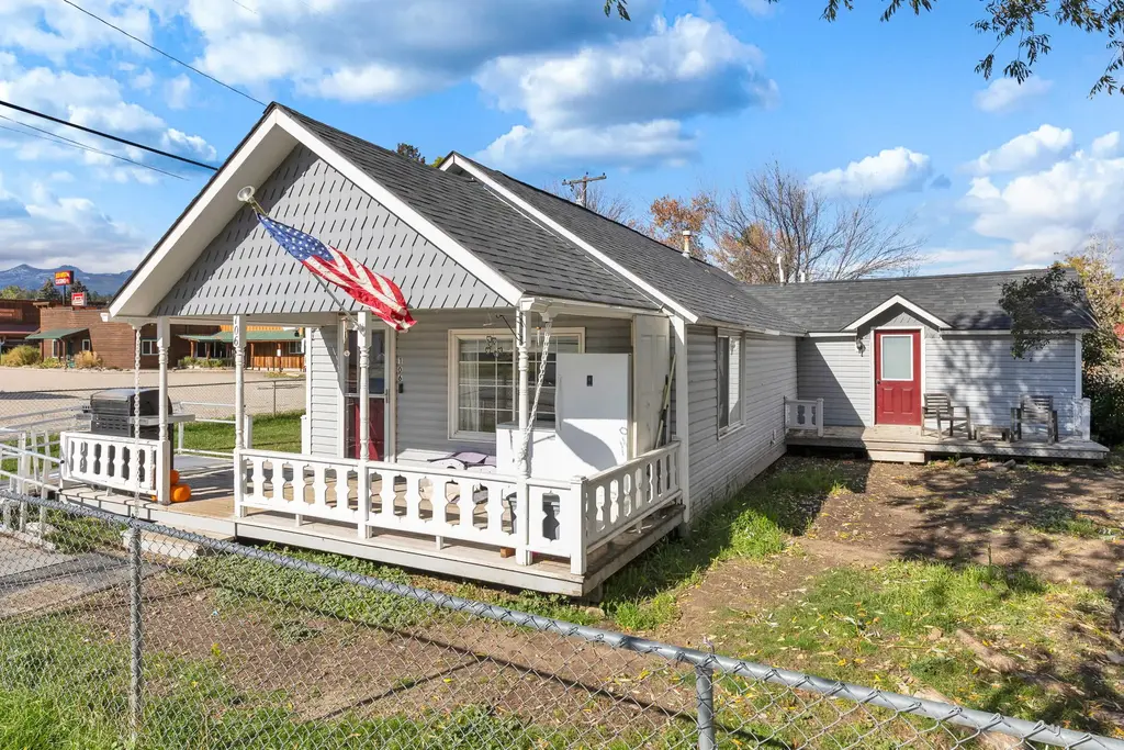 106 E Southwic Avenue, Darby