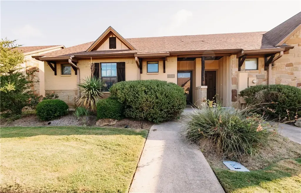3340 General Parkway, College Station