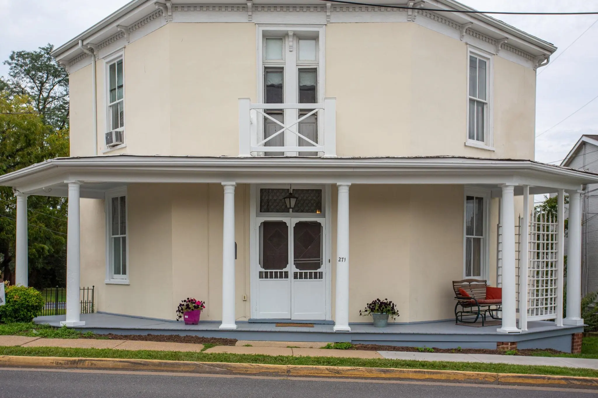 271 Liberty St S, Harrisonburg