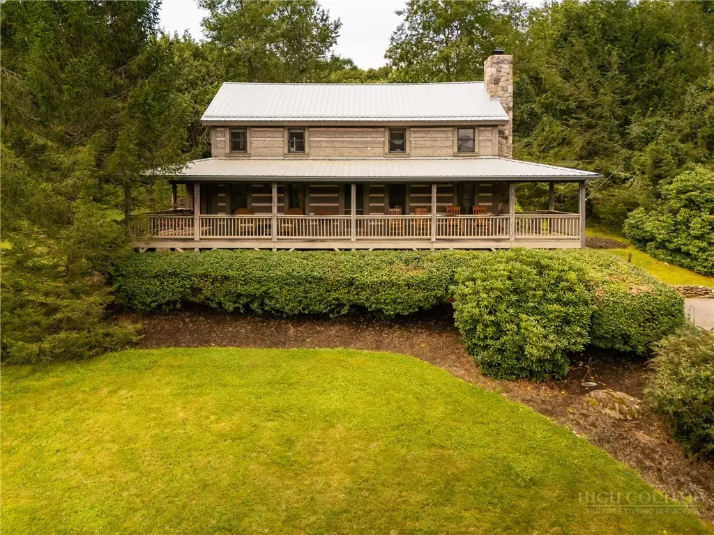 276 E Rivers Edge, Boone