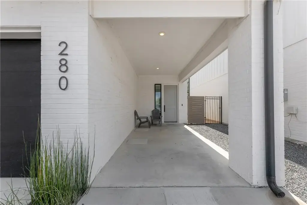 280 Estates Circle, College Station