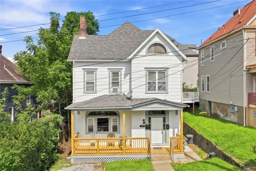 217 Locust Street , Avalon