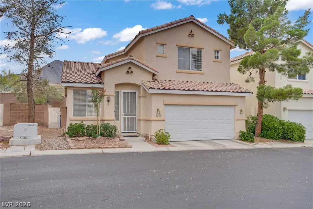 3205 Rainmaker Street, Las Vegas