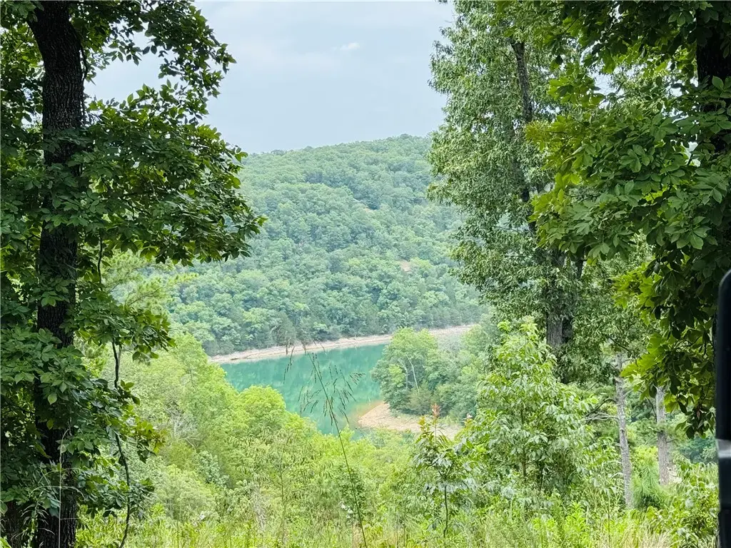 Cr 150 Blackberry & Glen Haven Lane, Eureka Springs
