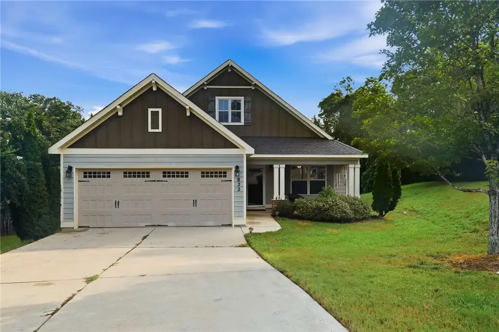 822 Winston Ct, Auburn