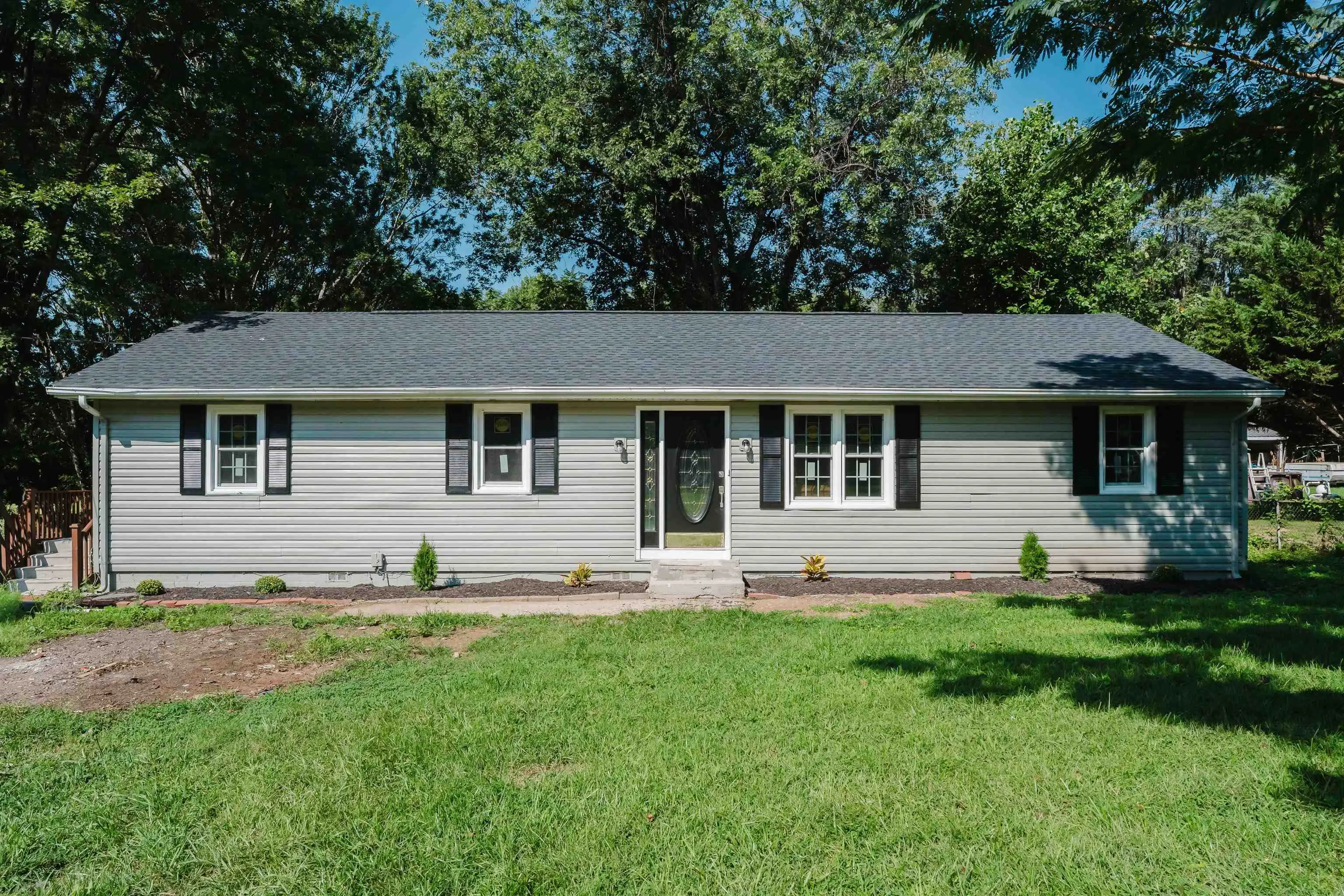 247 Little Church Ln, Madison