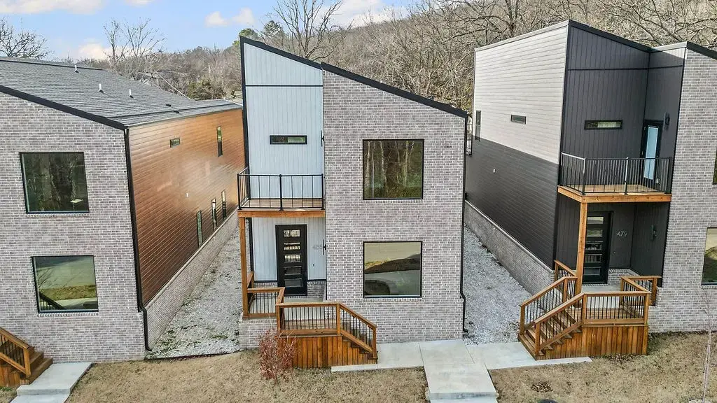 485 S Happy Hollow Road, Fayetteville
