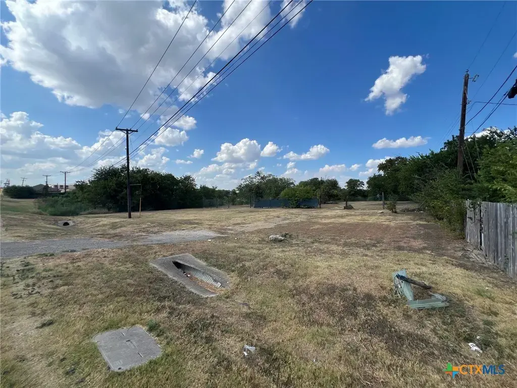 4401 W Stan Schlueter Loop, Killeen