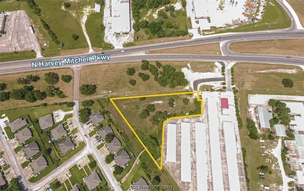 753 N Harvey Mitchell Parkway, Bryan
