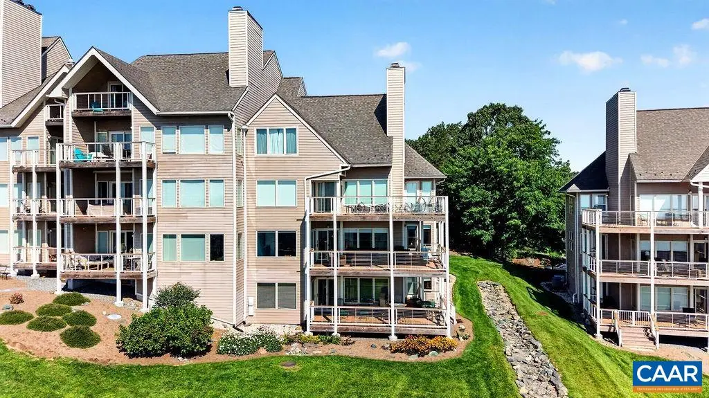 1623 Overlook, Wintergreen