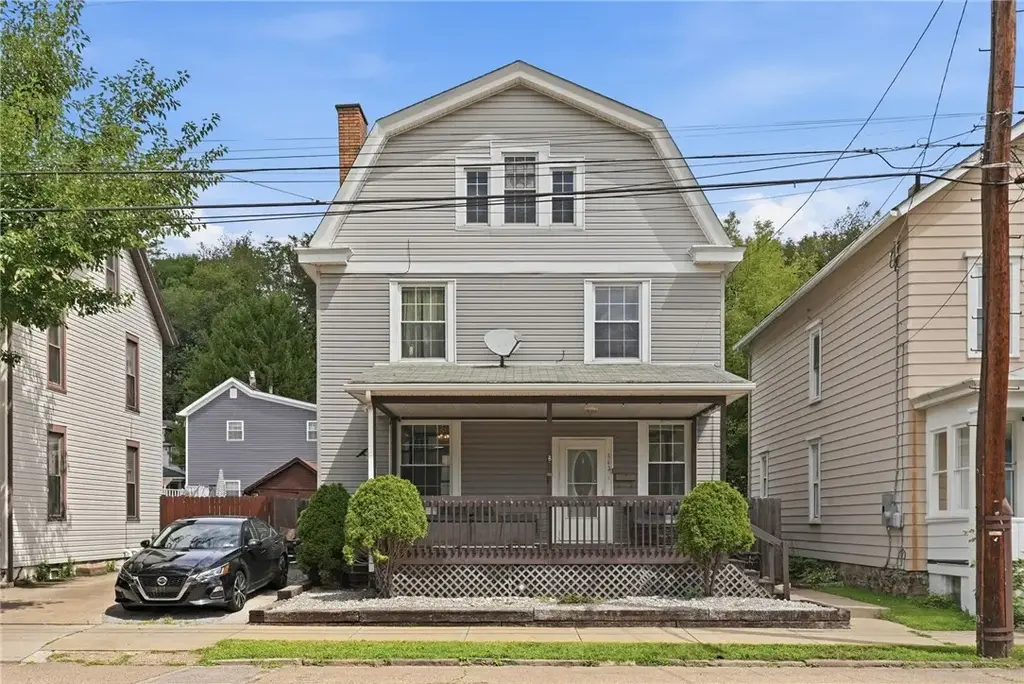 563 12th Avenue , New Brighton