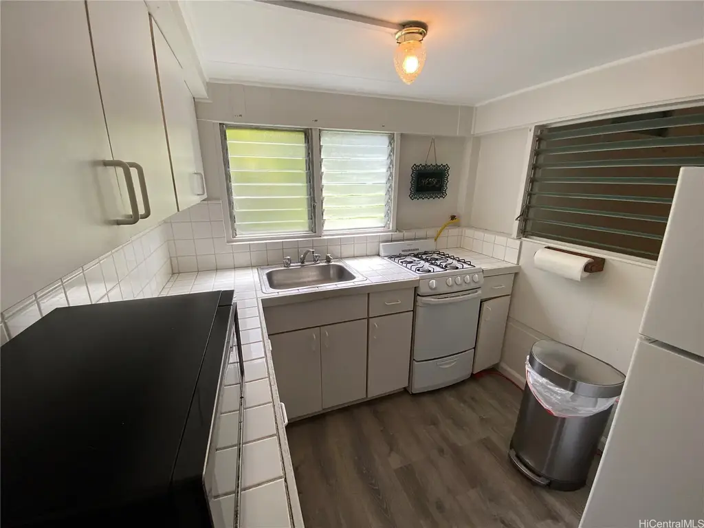 2544 Ahekolo Street, Honolulu
