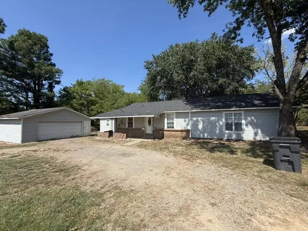 101 N Cumberland Street, Lamar