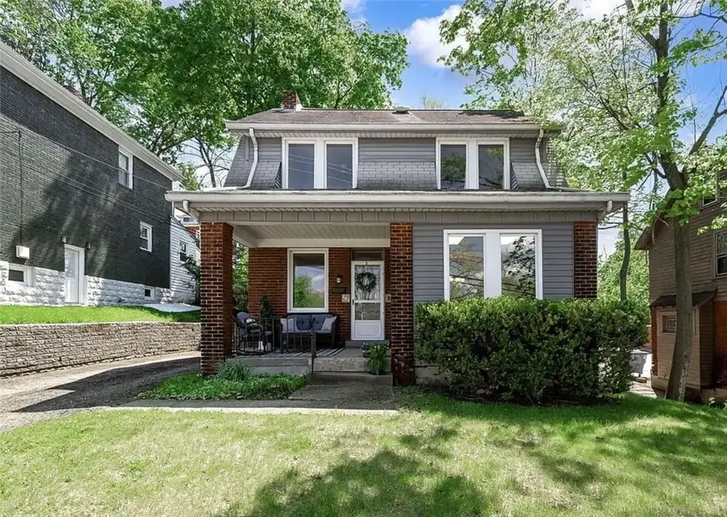 267 Academy Avenue , Mt Lebanon