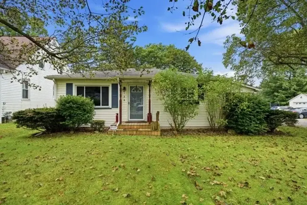 134 Greenwood Drive, Hermitage