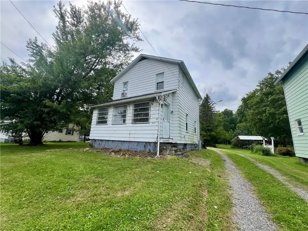 3019 Mercer Road , Neshannock