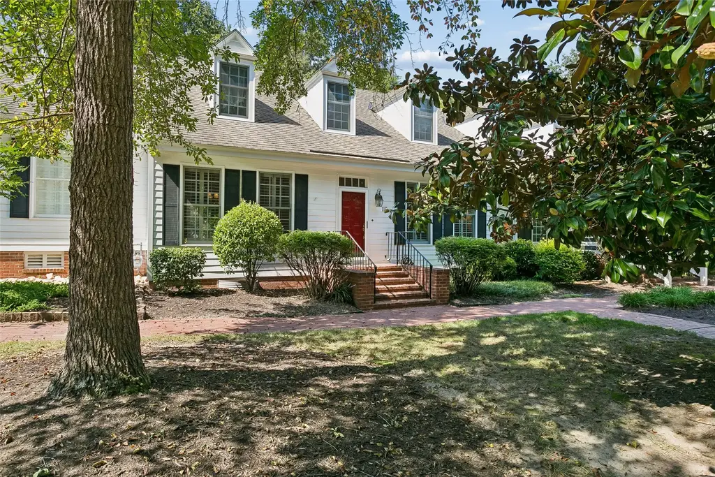 116 Par Drive, Williamsburg