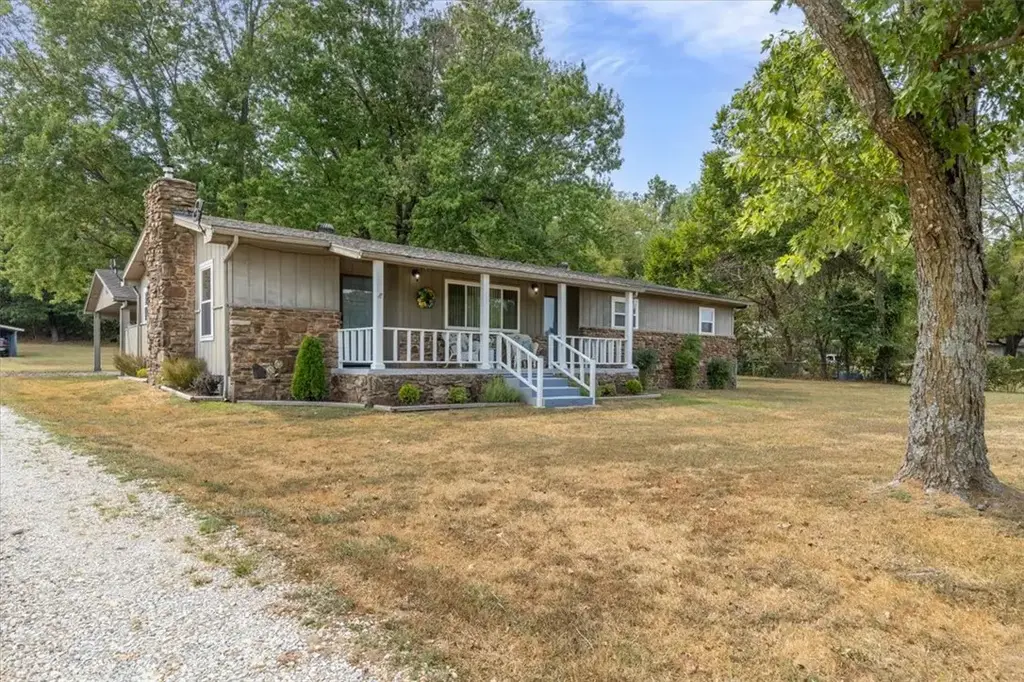 11527 N Hwy 279, Bentonville