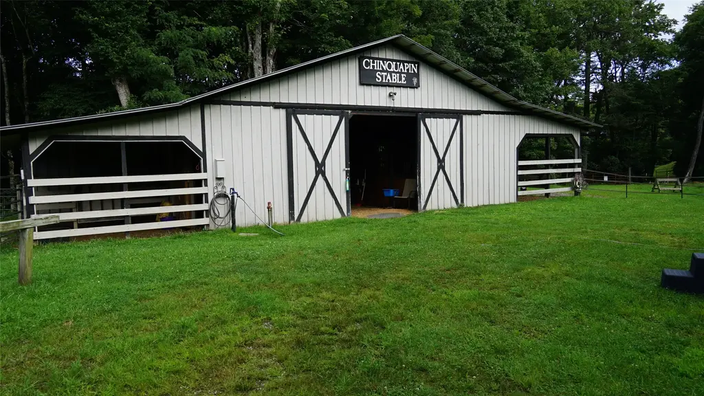 1368 Flat Creek Drive, Glenville