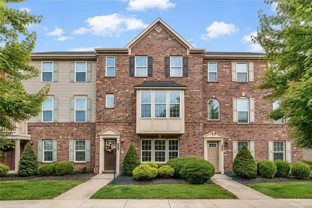 308 Courage Lane, Cranberry