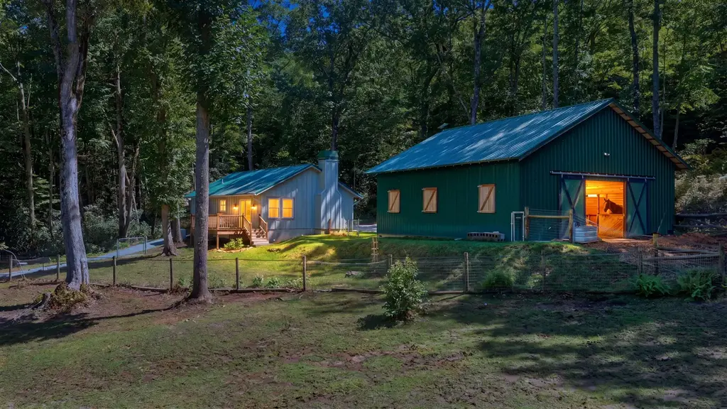 2932 Great Falls Drive, Glenville