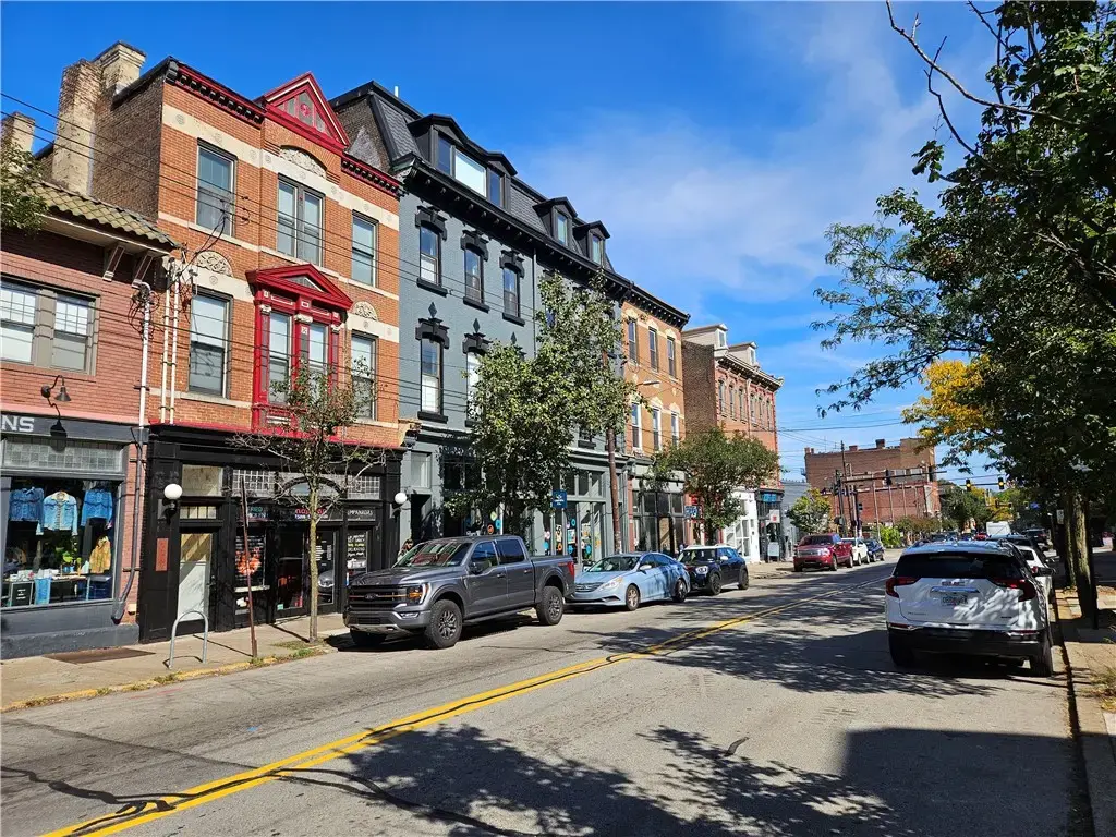 4407 Butler, Lawrenceville