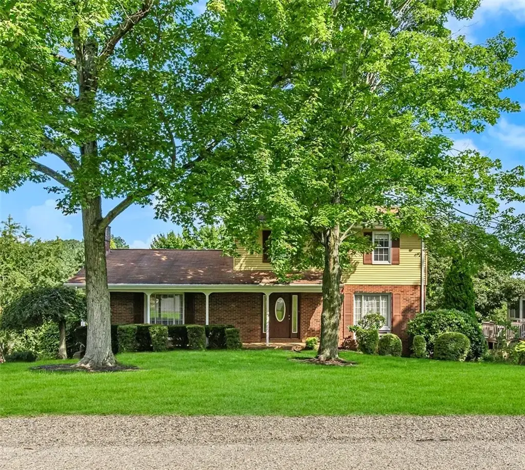107 Heather Drive , Center