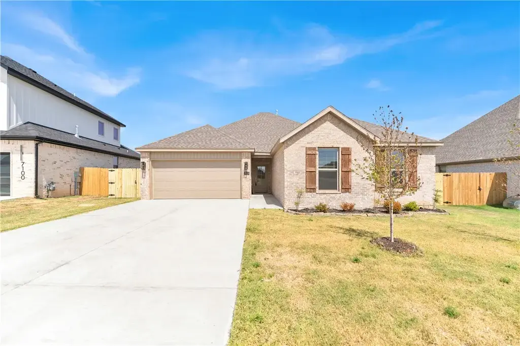 7014 Sw Orange Avenue, Bentonville