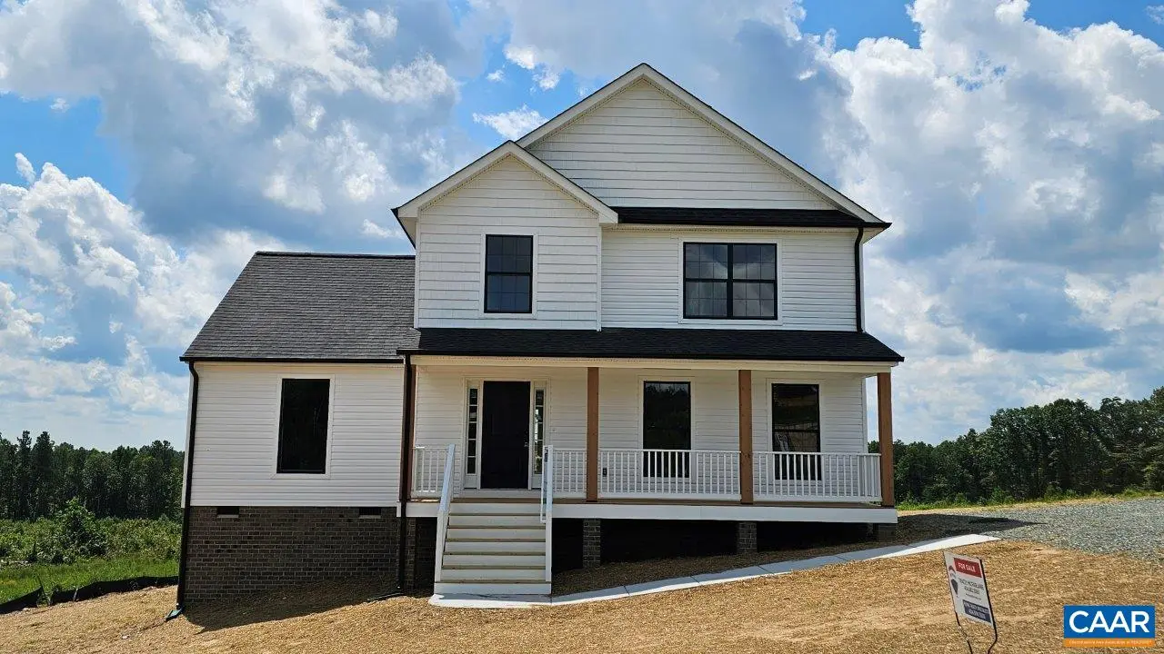28 Jennings Dr, Palmyra