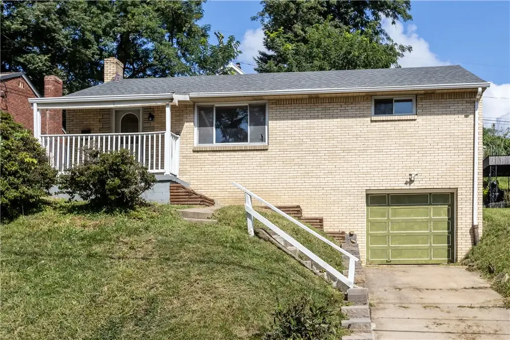 411 Parallel Avenue , Carrick