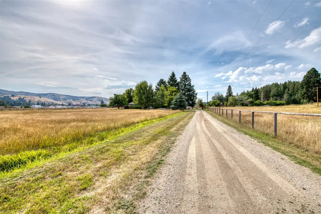 189 Bunkhouse Road, Darby