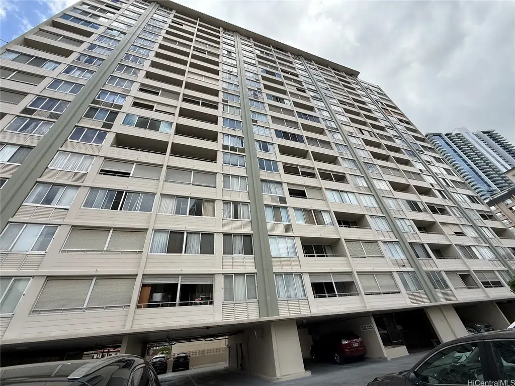 780 Amana Street # 104, Honolulu