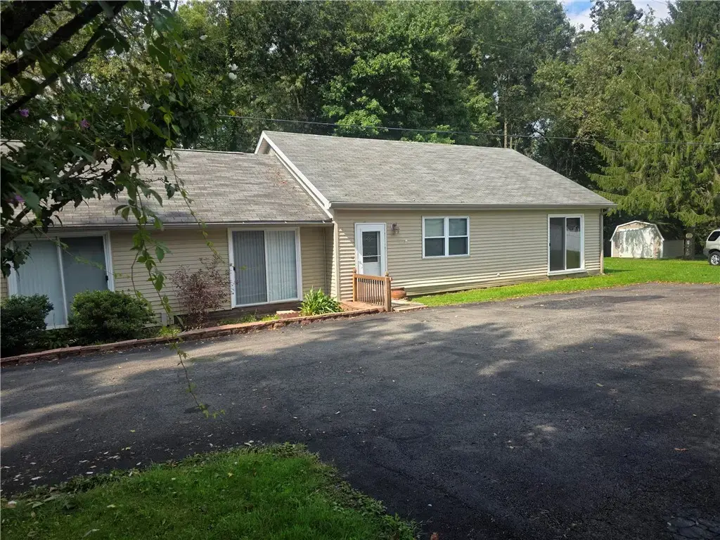 113 Danko Lane , Hempfield