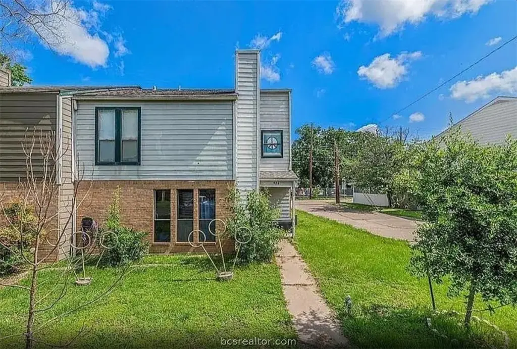 924 Navidad Street, Bryan