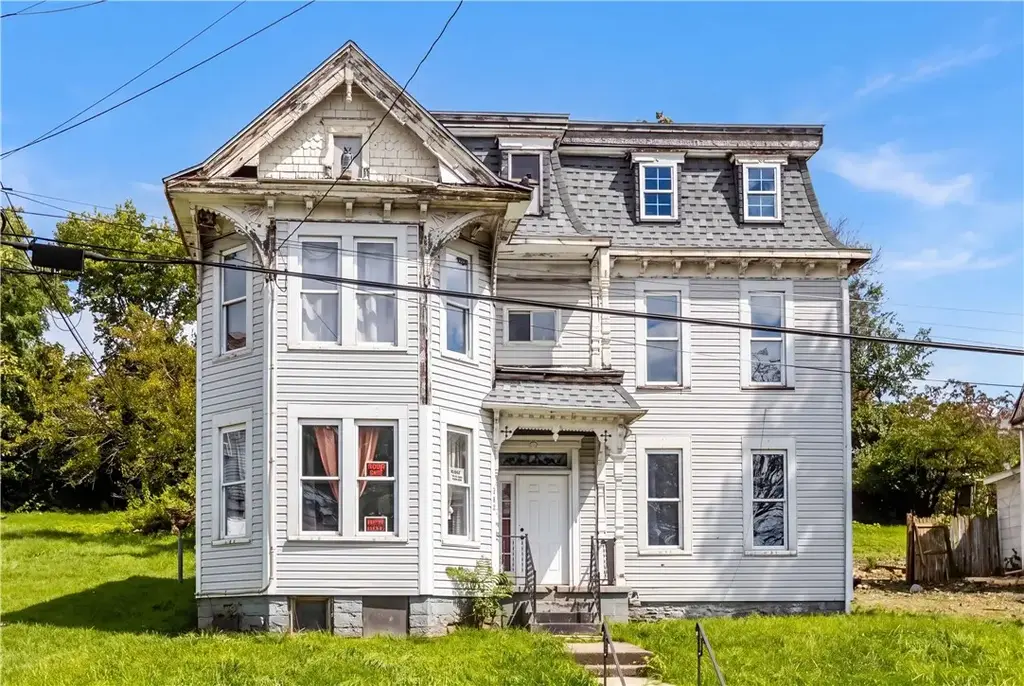 280 Locust Avenue , E Washington Boro