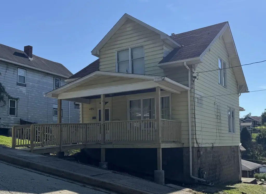 1321 Patton Avenue, Monessen