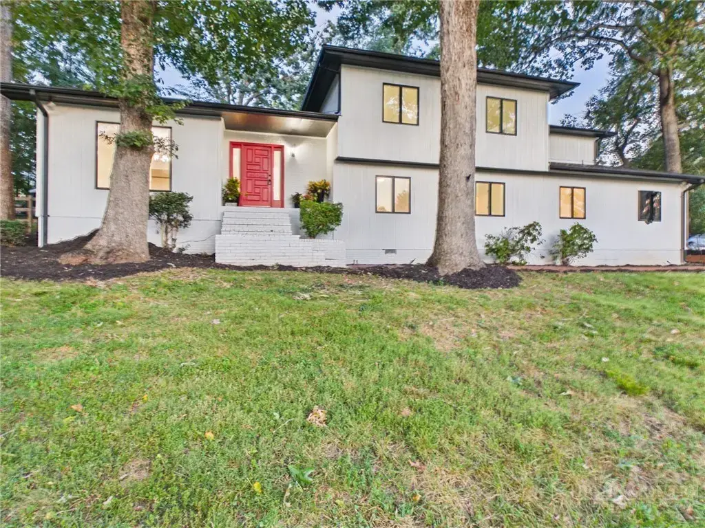 3750 Ne 11th Street, Hickory