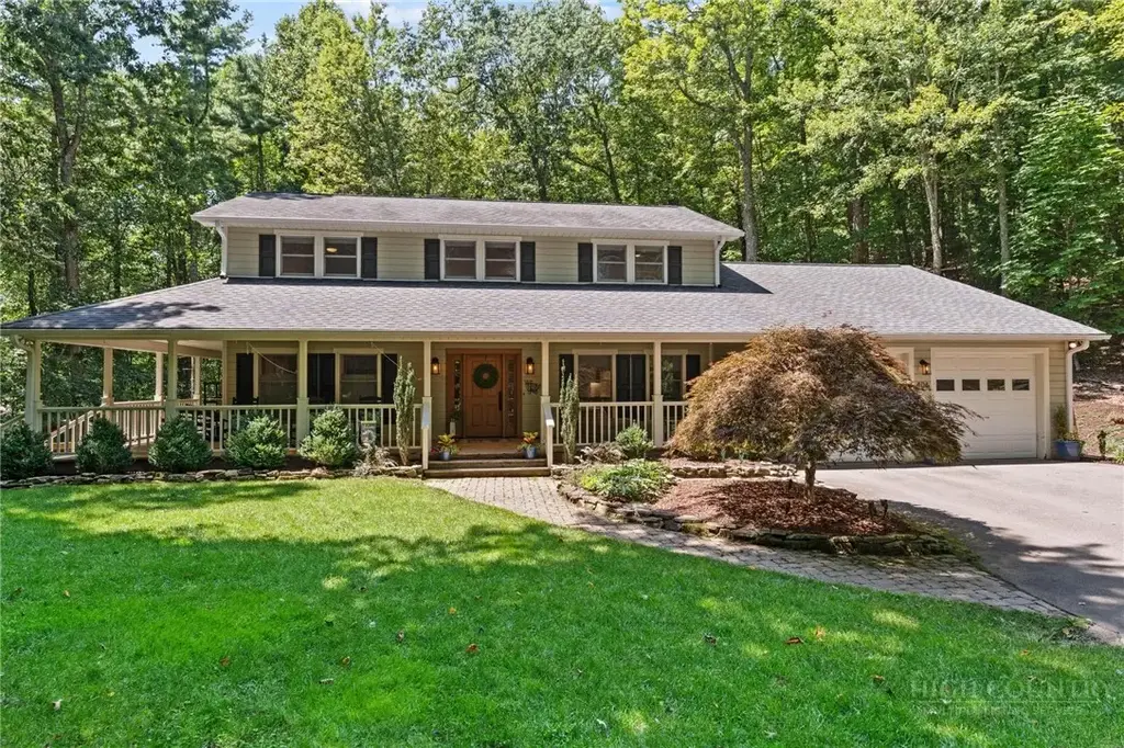 406 Deerfield Forest Parkway, Boone